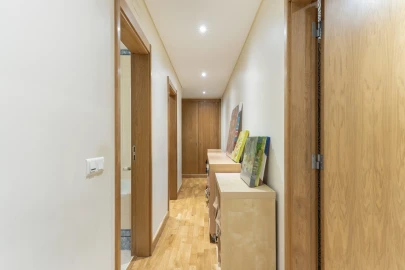 Apartamento T4 para Venda em Lumiar