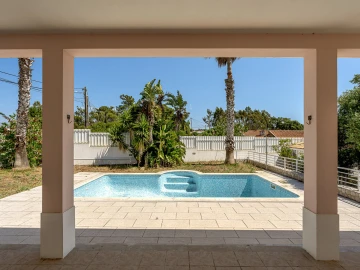 Moradia T5 para Venda em Sesimbra (Castelo)