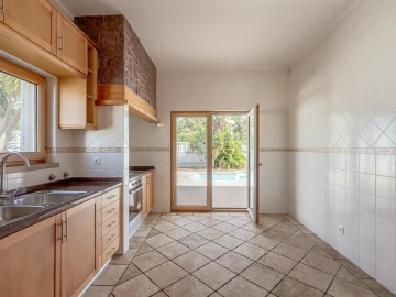 Moradia T5 para Venda em Sesimbra (Castelo)