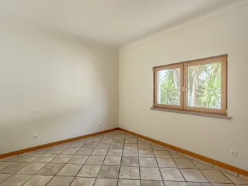 Moradia T5 para Venda em Sesimbra (Castelo)