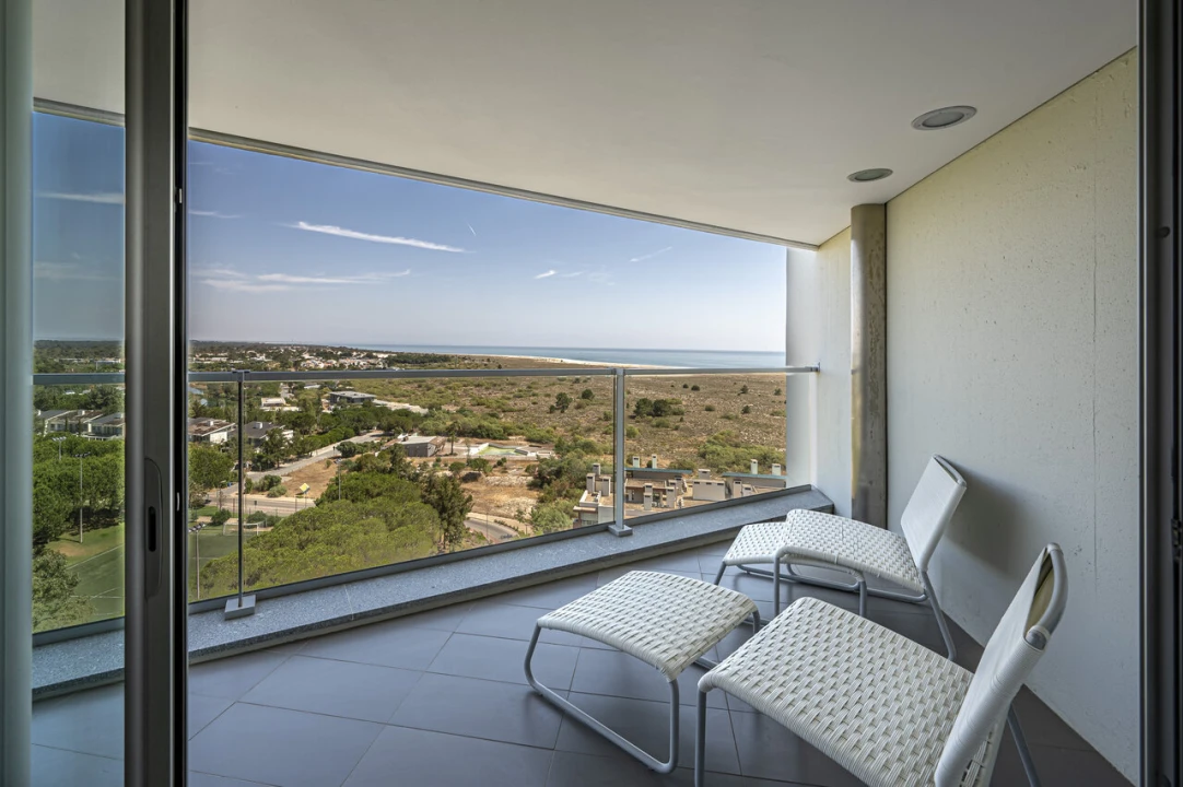 Apartamento T1 para Venda em Carvalhal Foto 3