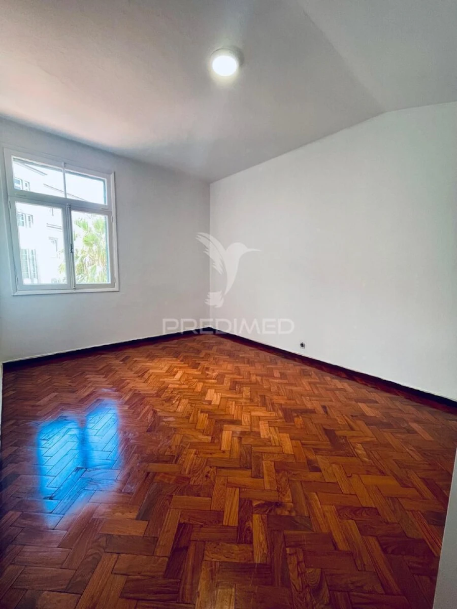 Apartamento T2 para Venda em Funchal (Se) Foto 5