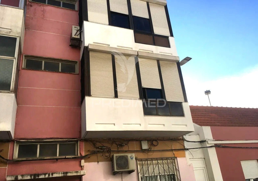 Apartamento T1 para Venda em Baixa da Banheira e Vale da Amoreira Foto 11