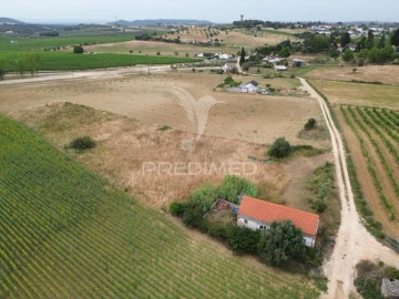 Moradia T2 para Venda em São Vicente do Paul e Vale de Figueira