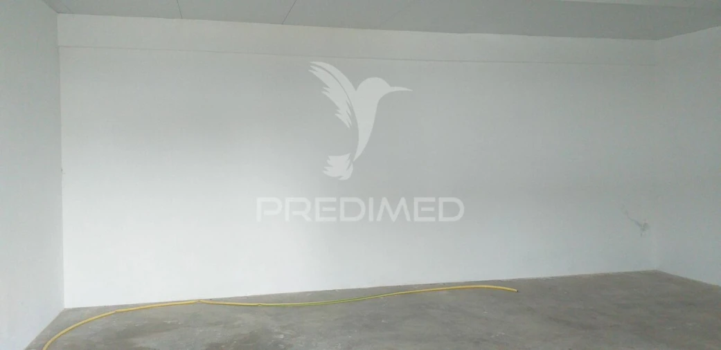 Armazém para Arrendamento em Santa Maria e São Miguel, São Martinho, São Pedro Penaferrim Foto 2