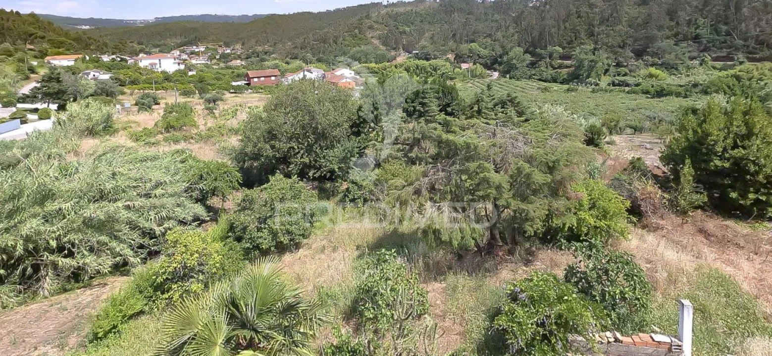 Moradia T3 para Venda em Almalagues Foto 3