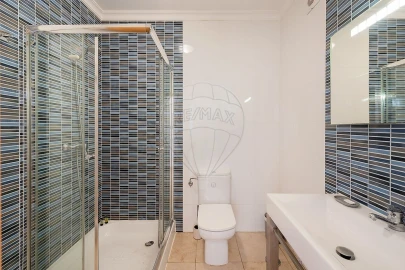 Apartamento T2 para Venda em Lagos (São Sebastião e Santa Maria)