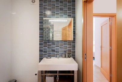 Apartamento T2 para Venda em Lagos (São Sebastião e Santa Maria)