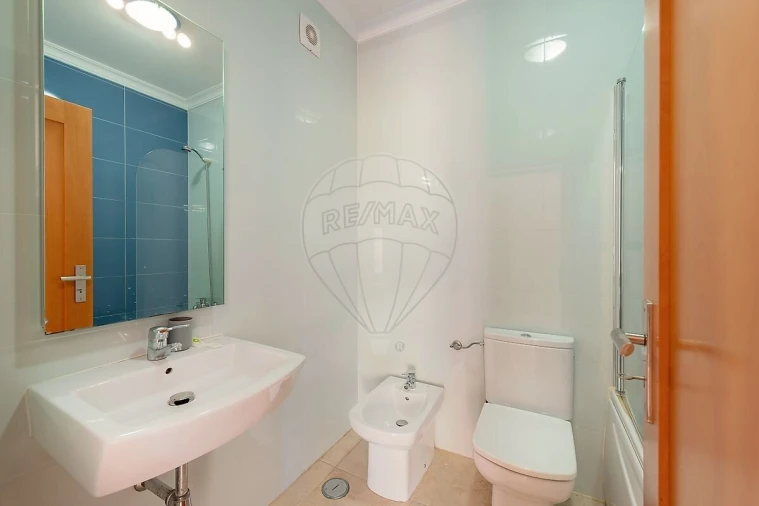 Apartamento T2 para Venda em Lagos (São Sebastião e Santa Maria) Foto 14