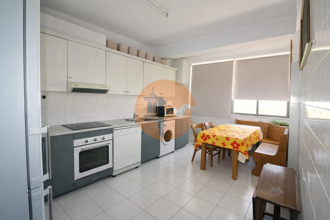 Apartamento T3 para Venda em Tavira (Santa Maria e Santiago) Foto 8