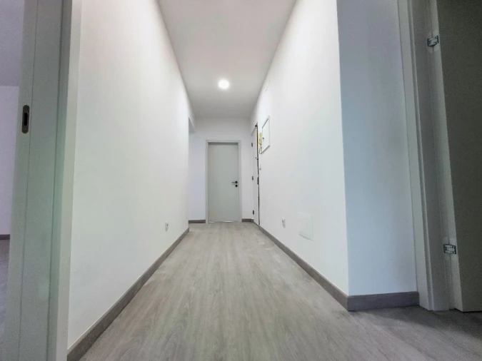 Apartamento T4 para Venda em Seixal, Arrentela e Aldeia de Paio Pires Foto 9
