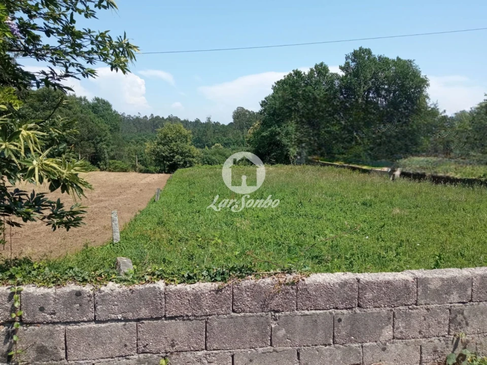 Terreno para Venda em Cervães Foto 2