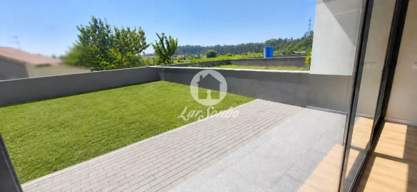Moradia T3 para Venda em Perelhal
