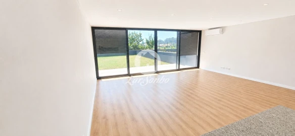 Moradia T3 para Venda em Perelhal