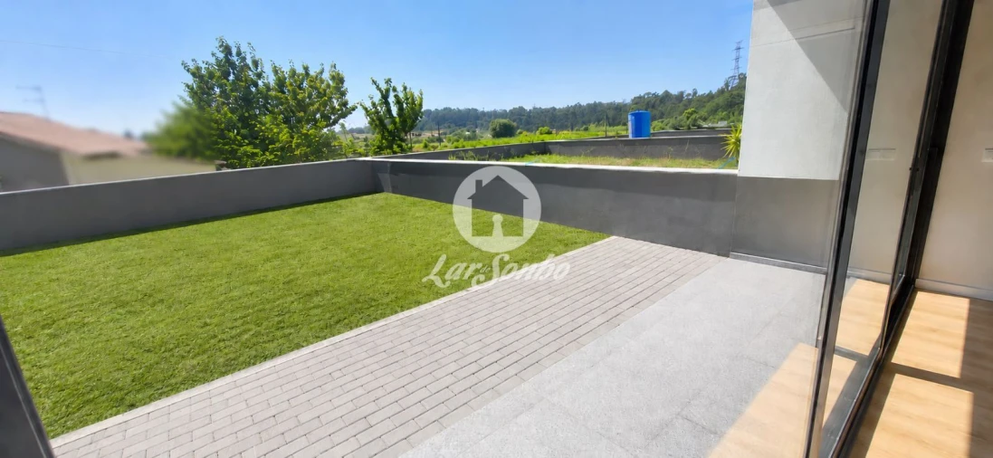 Moradia T3 para Venda em Perelhal
