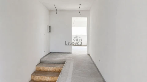 Moradia T2 para Venda em Sandim, Olival, Lever e Crestuma
