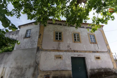 Moradia T3 para Venda em Alburitel