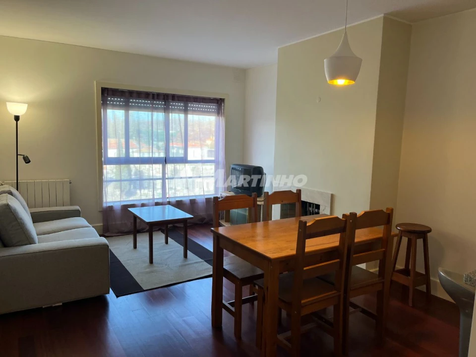 Apartamento T1 para Arrendamento em Ramalde Foto 1