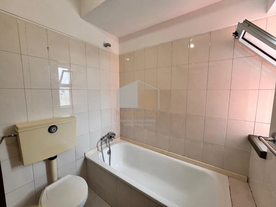 Apartamento T4 para Venda em Vila Nova de Cerveira e Lovelhe Foto 17