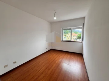 Apartamento T4 para Venda em Vila Nova de Cerveira e Lovelhe