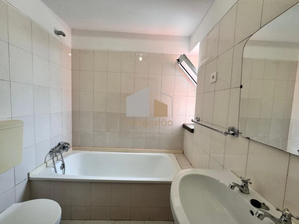 Apartamento T4 para Venda em Vila Nova de Cerveira e Lovelhe Foto 16