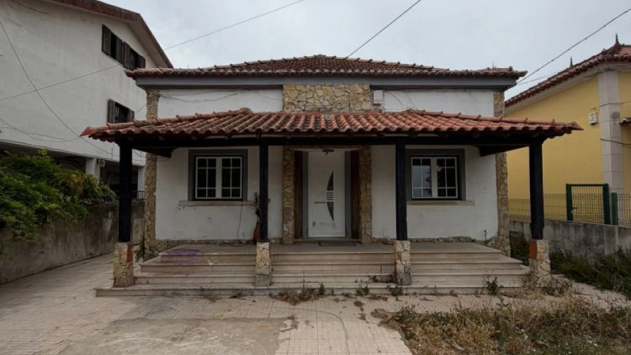 Moradia T3 para Venda em Loures