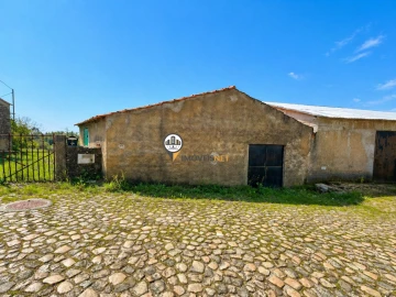 Moradia T1 para Venda em Ninho do Açor e Sobral do Campo
