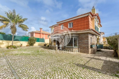Moradia T4 para Venda em Alcabideche