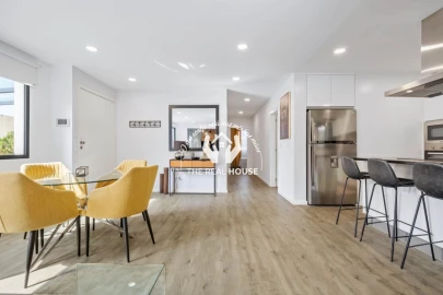 Apartamento T3 para Venda em Santo Antonio