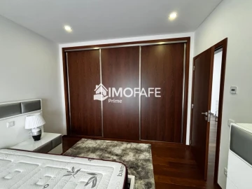 Moradia T5 para Venda em Estorãos