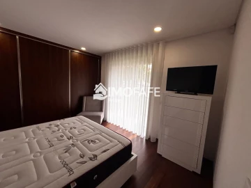 Moradia T5 para Venda em Estorãos