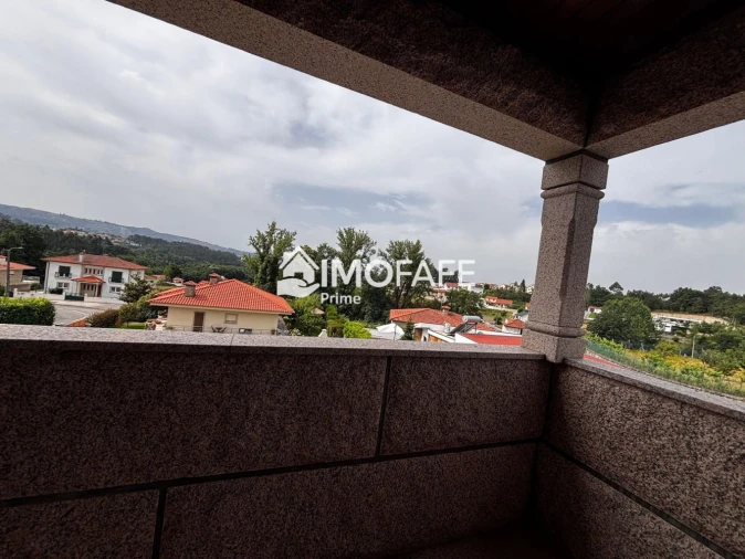 Moradia T5 para Venda em Estorãos Foto 27