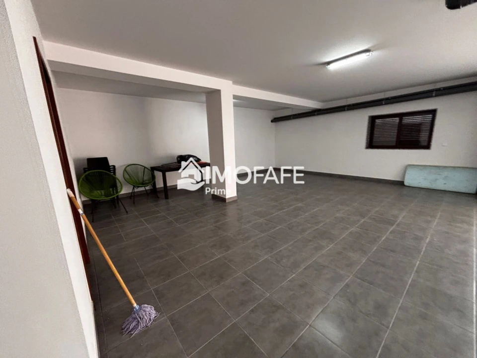 Moradia T5 para Venda em Estorãos Foto 31