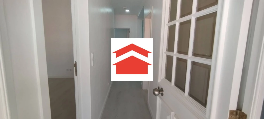 Apartamento T1 para Venda em Funchal (São Pedro) Foto 3