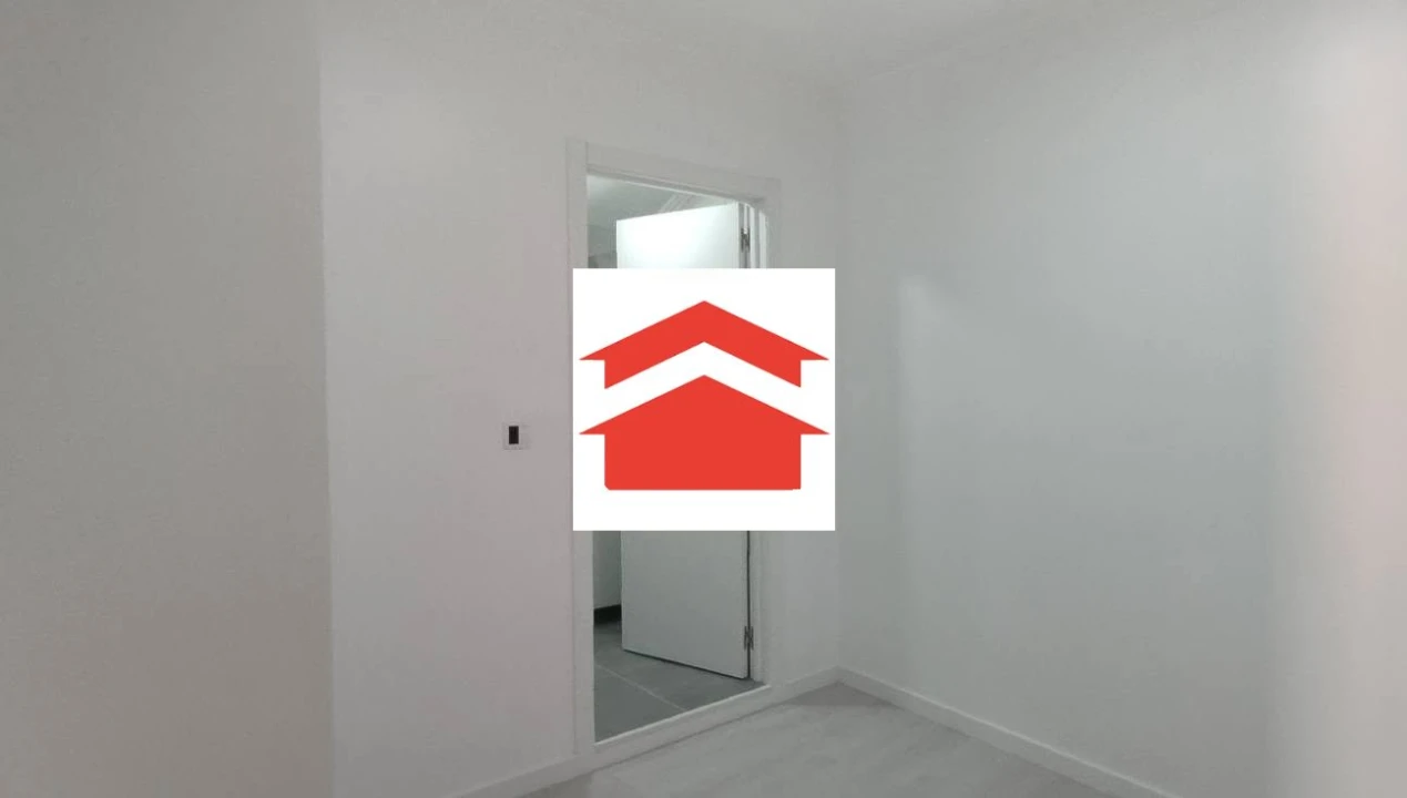Apartamento T1 para Venda em Funchal (São Pedro) Foto 7