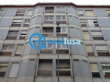 Apartamento T1 para Venda em Paranhos