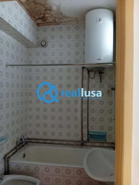 Apartamento T1 para Venda em Paranhos