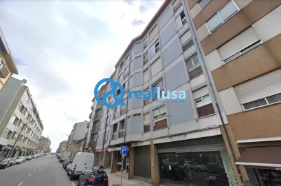Apartamento T1 para Venda em Paranhos
