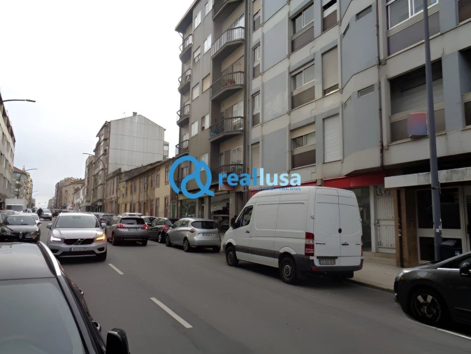 Apartamento T1 para Venda em Paranhos Foto 3