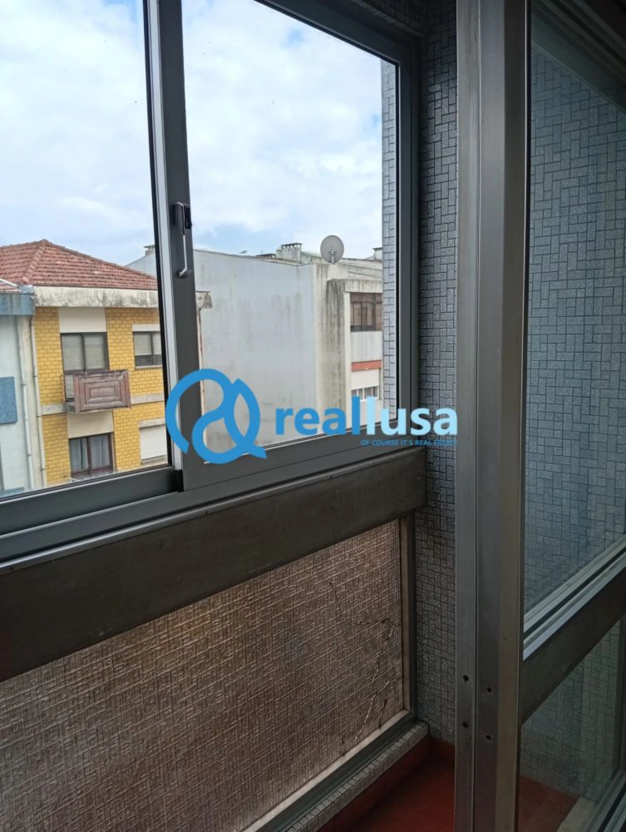 Apartamento T1 para Venda em Paranhos Foto 14
