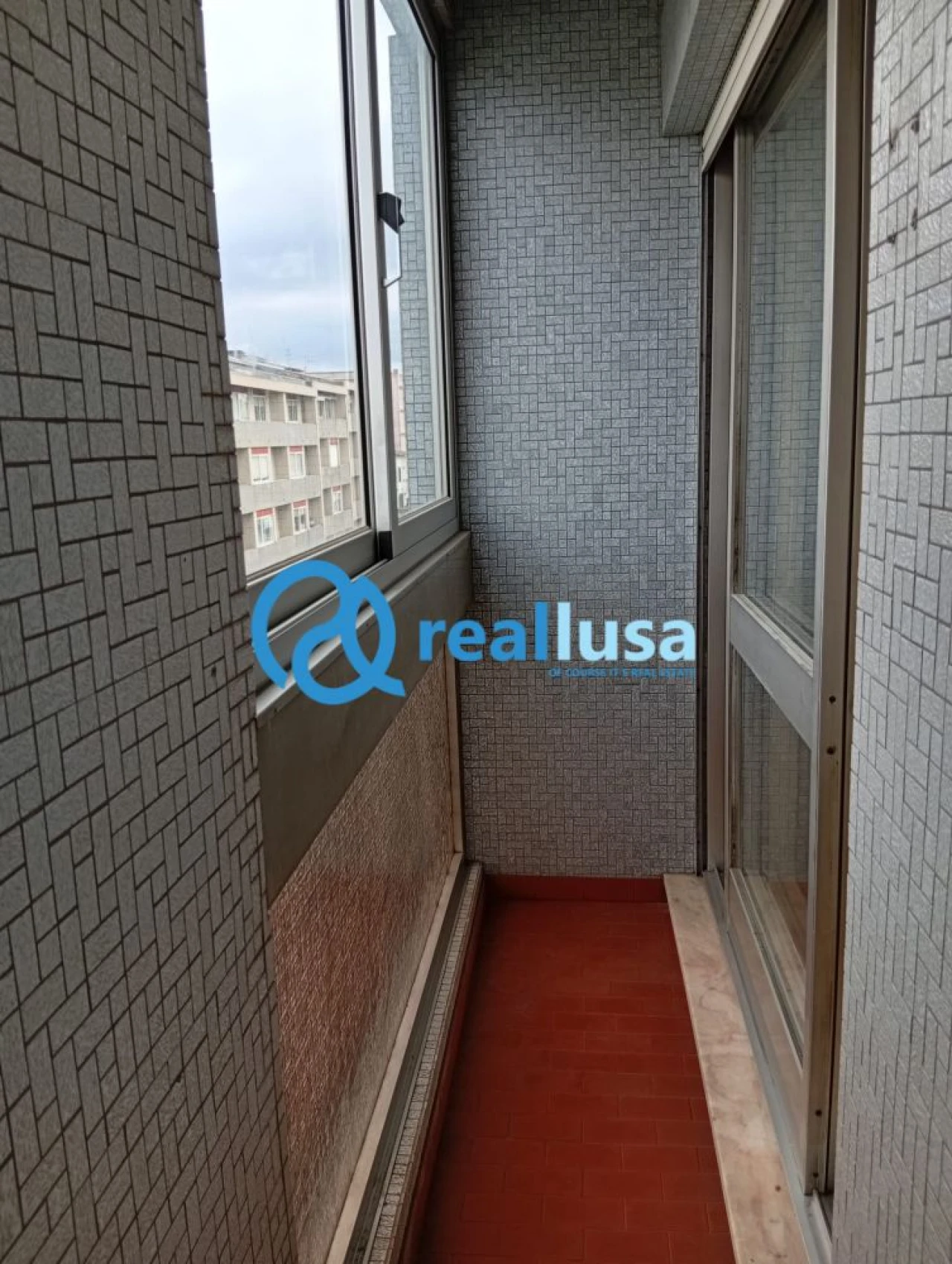 Apartamento T1 para Venda em Paranhos Foto 11