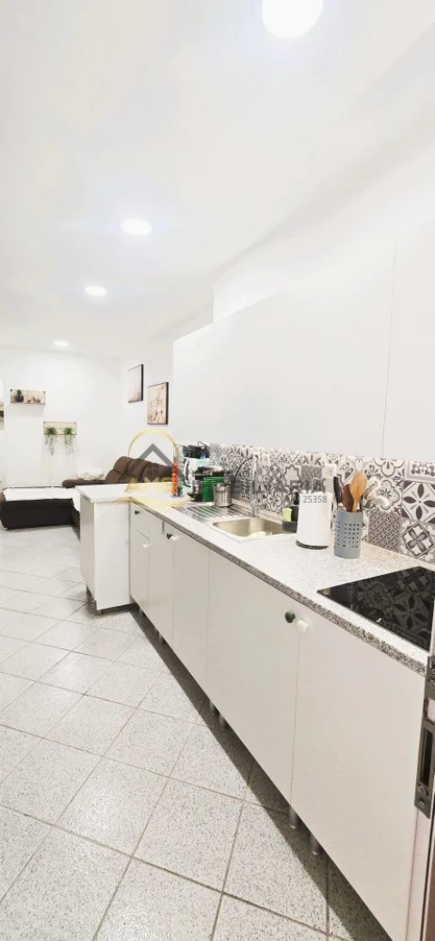 Apartamento T1 para Venda em Fermentões