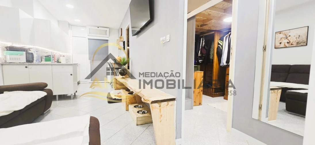 Apartamento T1 para Venda em Fermentões Foto 4