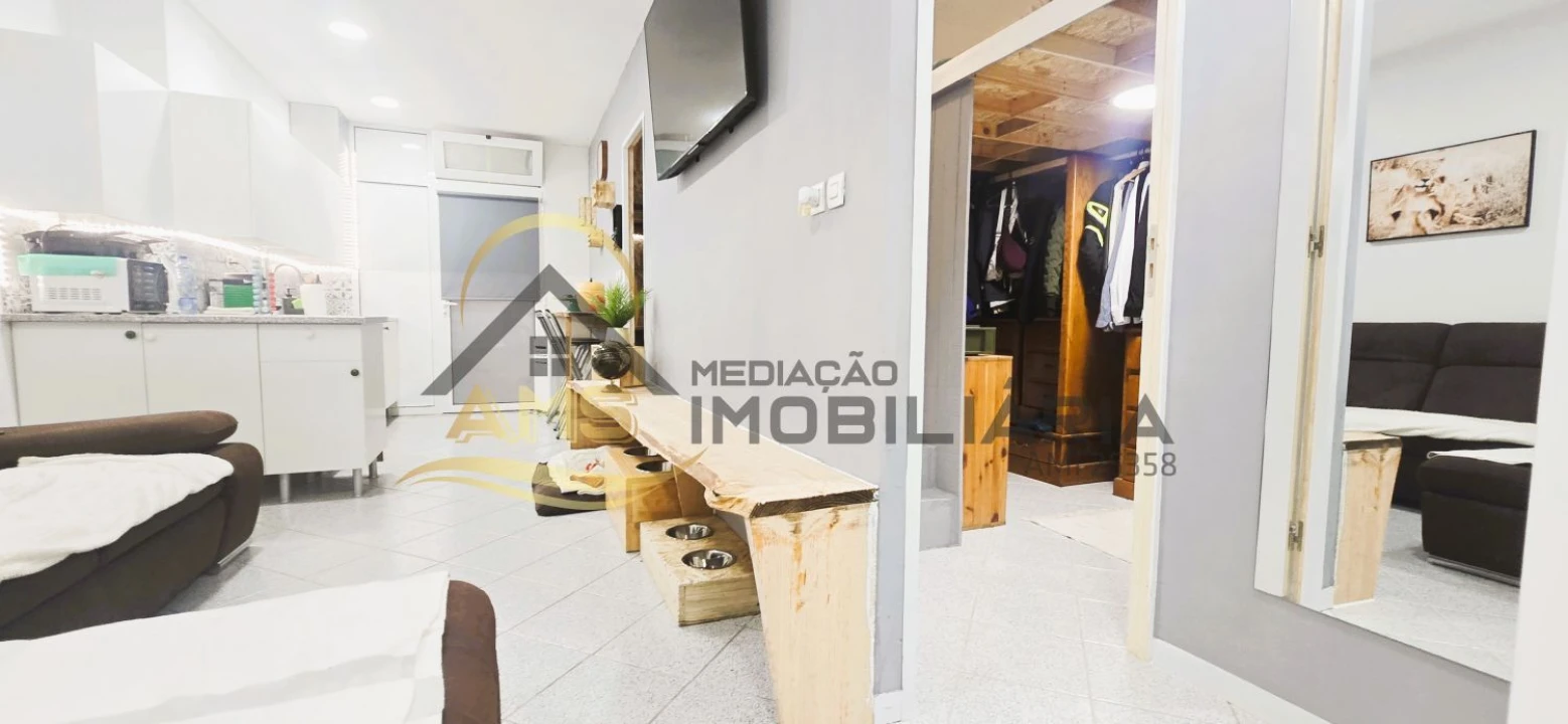 Apartamento T1 para Venda em Fermentões Foto 4