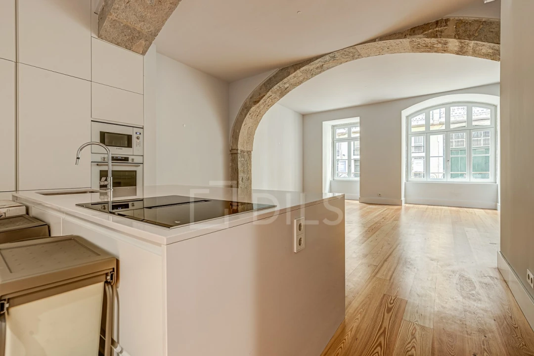 Apartamento T1 para Venda em Santa Maria Maior Foto 3
