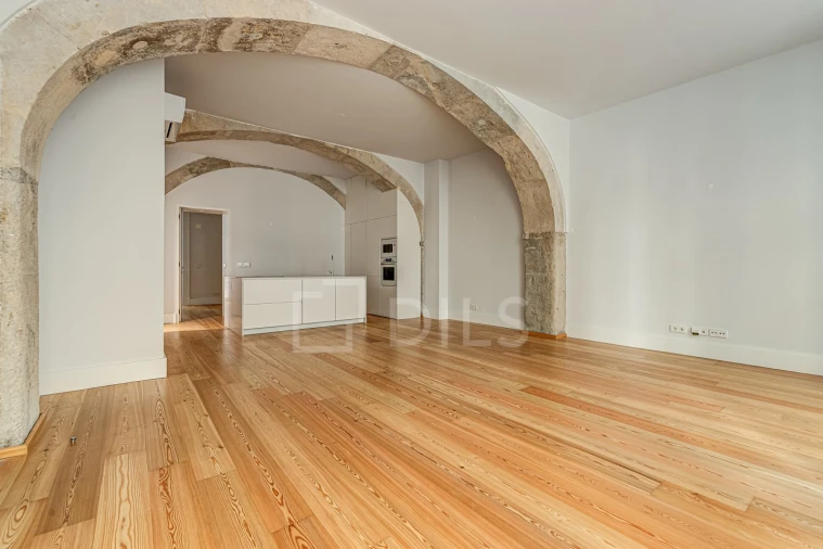 Apartamento T1 para Venda em Santa Maria Maior Foto 6