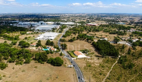 Terreno Comércio / Armazém para Venda em Palmela