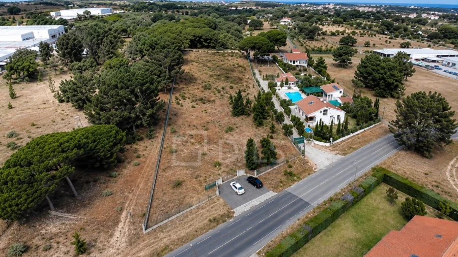 Terreno Comércio / Armazém para Venda em Palmela
