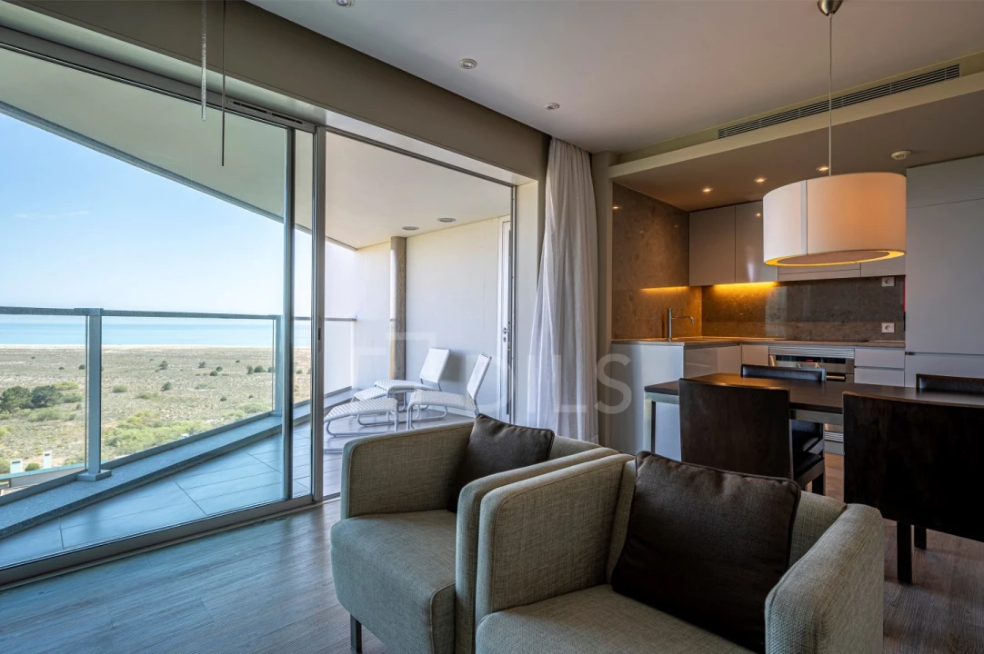 Apartamento T1 para Venda em Carvalhal Foto 13