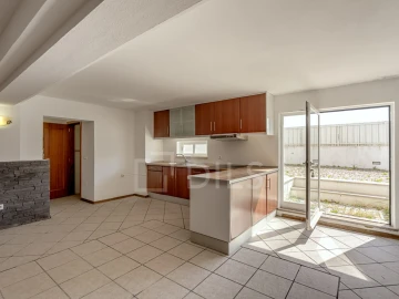 Moradia T5 para Venda em Sesimbra (Castelo)